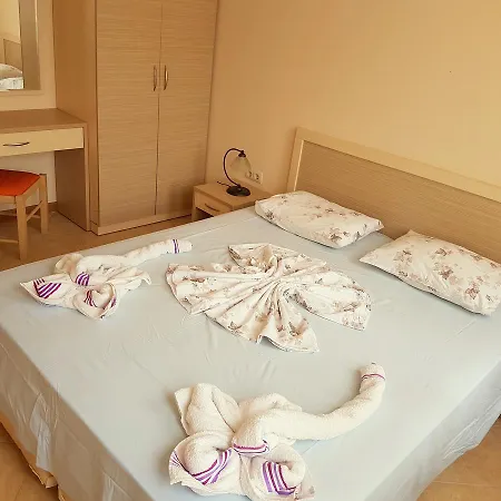Rent Royal Sun Апартамент *